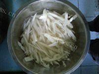 下饭的莲藕炒肉片做法图解4)