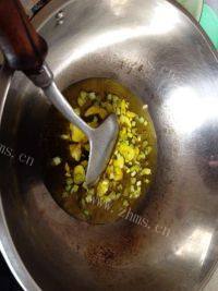 DIY-土豆片炒辣椒做法图解4)