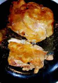 香喷喷的照烧鸡腿做法图解6)