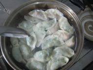 美味的韭菜鸡蛋水饺做法图解11)