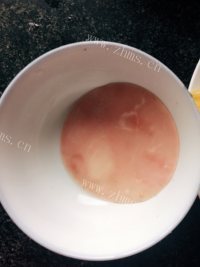 美味柠香茄汁意面做法图解2)