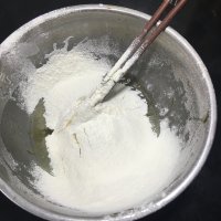 好吃的五仁玫瑰月饼做法图解11)