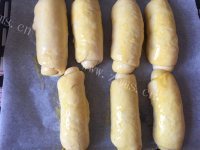 自制肉松小面包做法图解9)