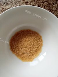 美味的小米枸杞粥做法图解1)