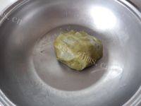 食欲满满的抹茶绿豆酥做法图解5)