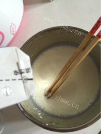 回味无穷的红枣酸奶做法图解7)