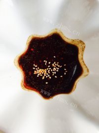 好吃的麻辣鲜虾抄手做法图解13)