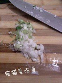 香软的珍珠糯米丸子做法图解2)