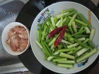 「首发」蒜苔炒肉片做法图解1)