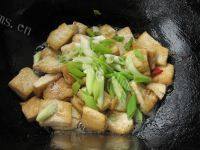 开胃的香辣煎豆腐做法图解5)