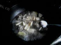 妈妈教我做莲藕排骨汤的做法图解六