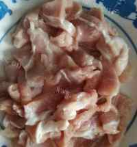 家常菜红薯粉蒸肉做法图解2)