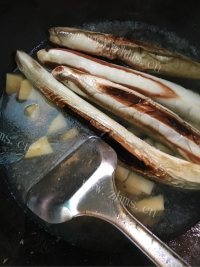 好吃的酱茄子烩土豆做法图解8)