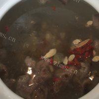 好喝的牛尾骨汤做法图解7)