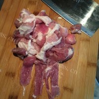 诱人的小酥肉蒸碗做法图解1)