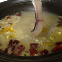 家常菜麻辣水煮鱼做法图解14)