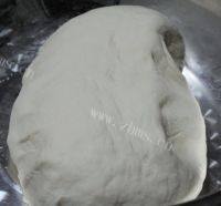 自己做的猪肉芹菜饺子做法图解6)