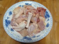 家常菜辣椒炒鸡块做法图解1)