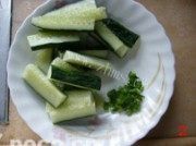家常菜虾仁青瓜条做法图解1)