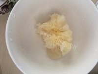 （团团圆圆）桂圆红枣银耳糯米粥做法图解2)