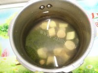 冰镇的绿豆红薯糖水做法图解4)