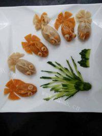 香味四溢的金鱼蒸饺