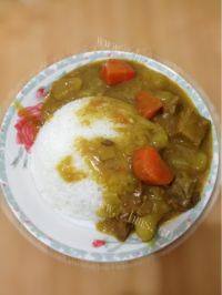 美味的咖喱牛腩饭