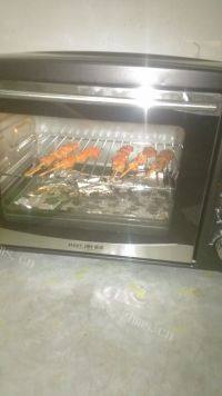 夜宵烤骨肉相连做法图解3)