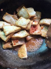 美味的糖醋脆皮豆腐做法图解5)