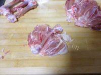 香煎鸡腿肉做法图解2)