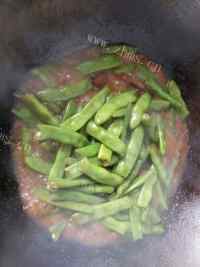 好吃的豆角炖肉做法图解6)