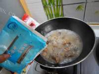 家常菜排骨烧茄子做法图解10)