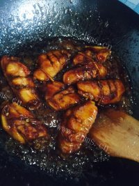 美味的可乐鸡翅做法图解13)