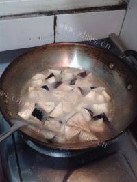 家常菜番茄烧茄子做法图解4)