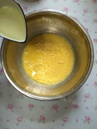 诱人的芭比娃娃蛋糕做法图解3)