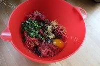美味的瑞典牛肉丸子做法图解1)