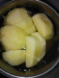 美味的苹果瘦肉汤做法图解2)