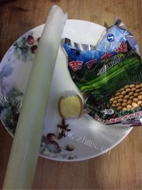 美味营养的牛腩炖萝卜做法图解3)
