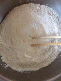 好吃的软炸麻花做法图解1)