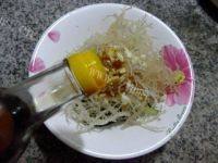 易做的青瓜拌海蜇花做法图解10)