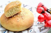 美味的橄榄油椰香芝麻饼做法图解12)
