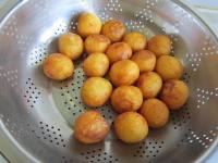 美味的炸土豆丸子