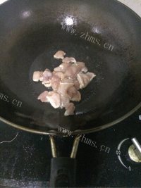 诱人的丝瓜炒肉做法图解3)