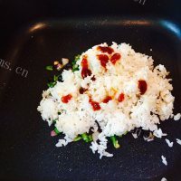 美味的杂菜炒饭做法图解11)