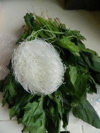 家常菜菠菜拌粉丝做法图解1)