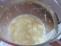 色香味浓的苹果小米粥做法图解8)