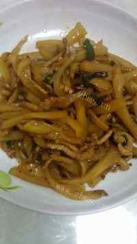 家常菜肉丝炒榨菜