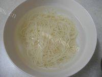 自制鸡丝凉面做法图解5)