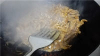 美味的简易版京酱肉丝做法图解3)