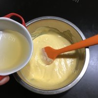 色香味俱全的双色慕斯流心蛋糕做法图解22)